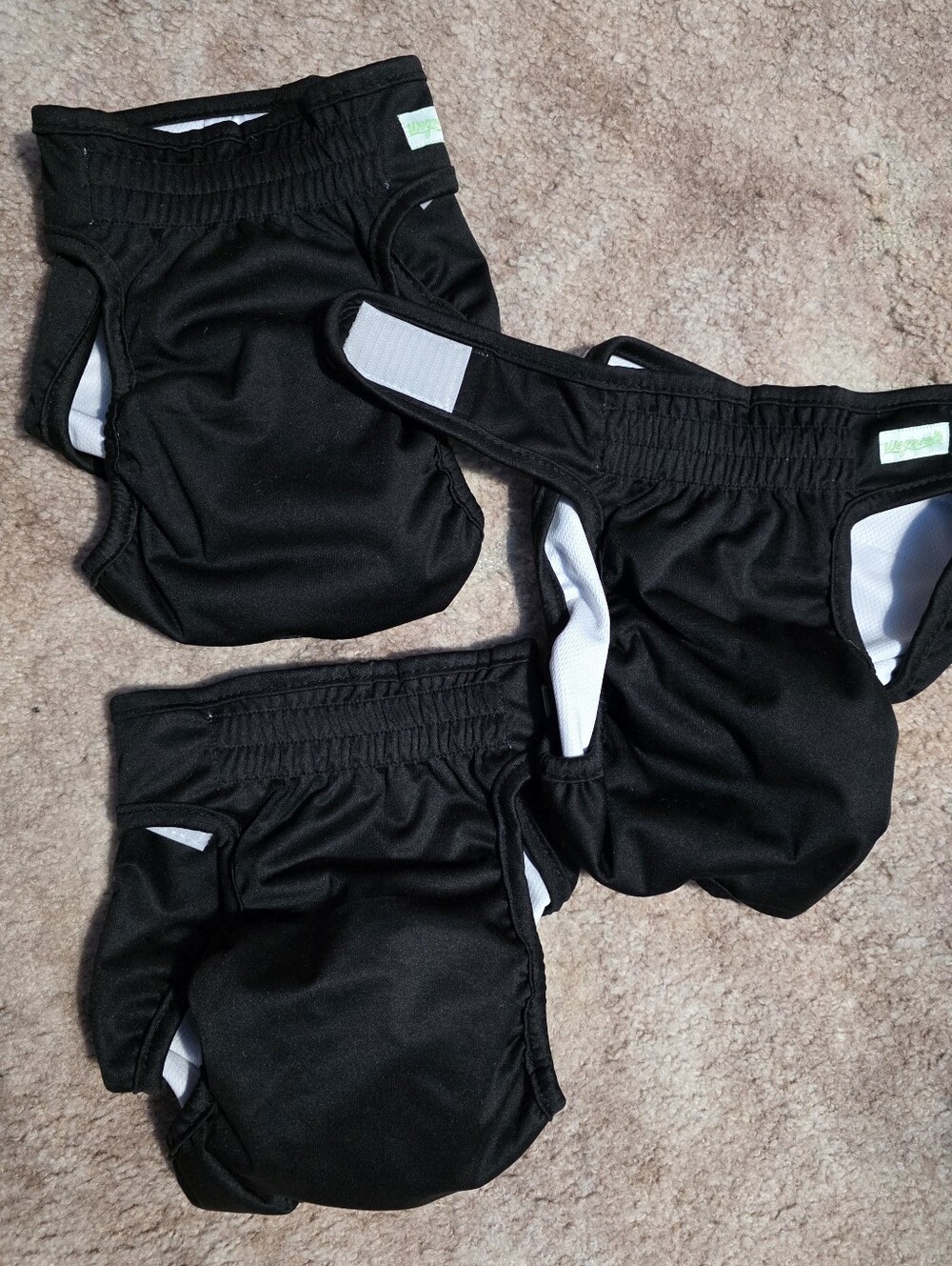 Washable Female DOG Diapers Black Reusable & adjustable New Without Tag - Picture 3 of 5